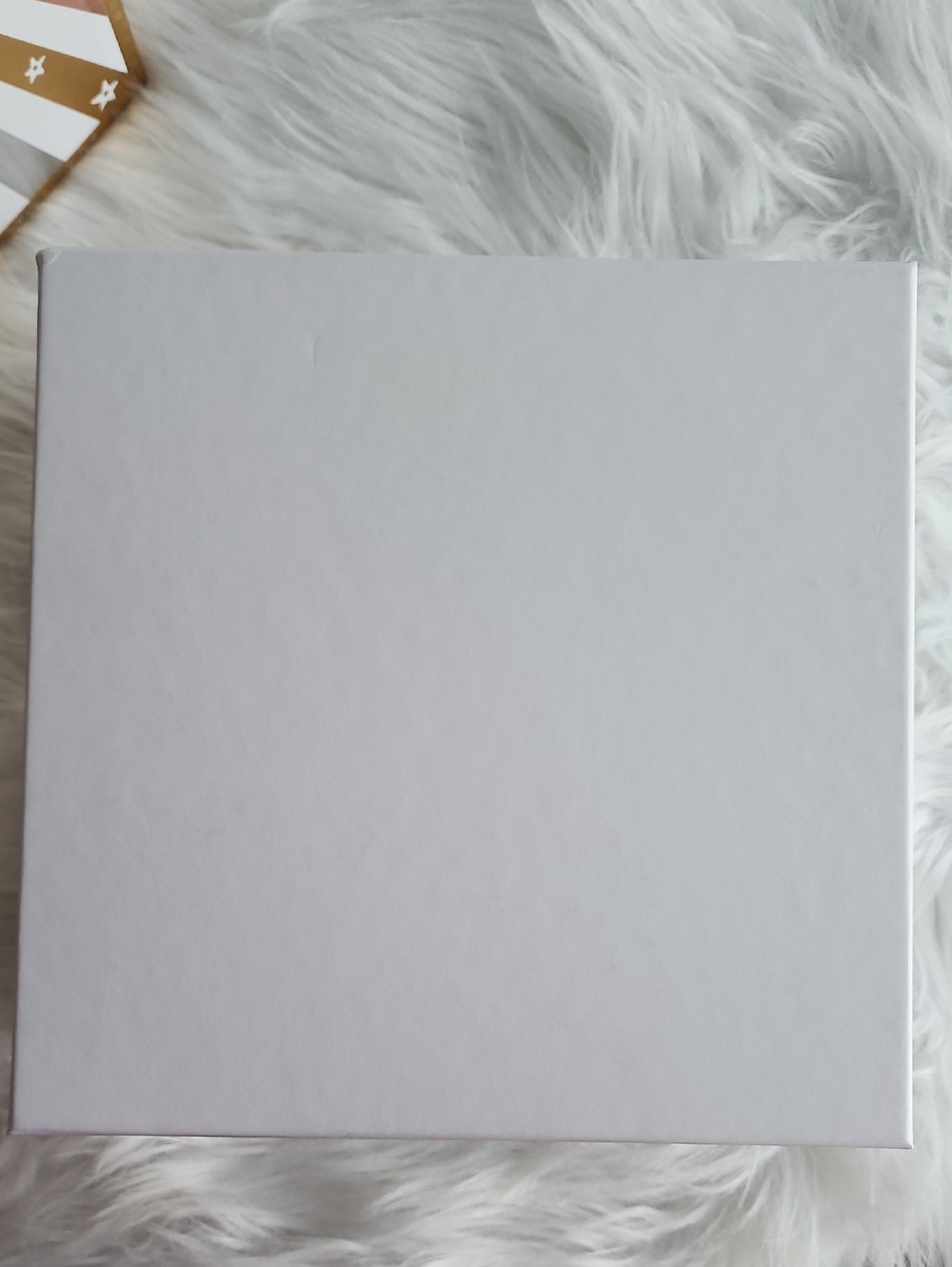 Christian Dior Gift Box New 9" x 9" x 4.5" - Picture 10 of 12